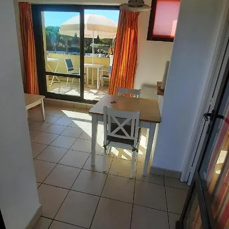 Climatise Odalys Nouvelle Box 5 G ,saint Loup,piscine ,parking Prive Et Superette Apartment