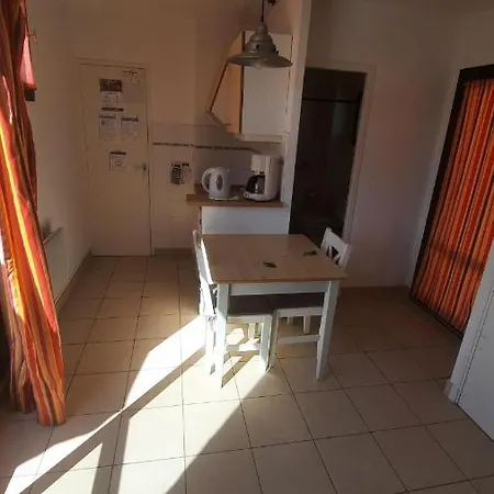 Climatise Odalys Nouvelle Box 5 G ,saint Loup,piscine ,parking Prive Et Superette *