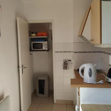 Climatise Odalys Nouvelle Box 5 G ,saint Loup,piscine ,parking Prive Et Superette * Agde