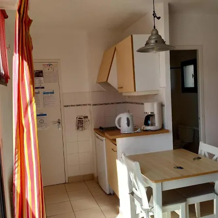 Climatise Odalys Nouvelle Box 5 G ,saint Loup,piscine ,parking Prive Et Superette Apartment